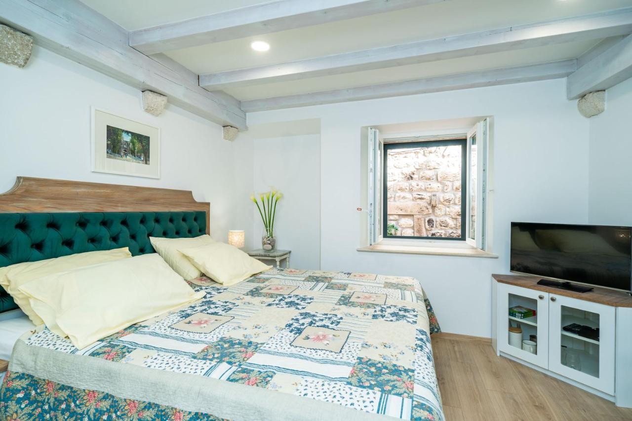 Solis Rooms Old Town ดูบรอฟนิก ภายนอก รูปภาพ