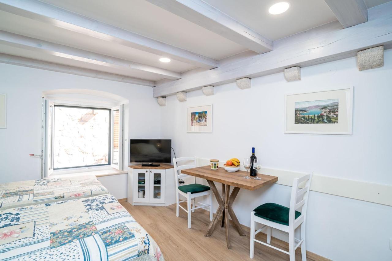 Solis Rooms Old Town ดูบรอฟนิก ภายนอก รูปภาพ