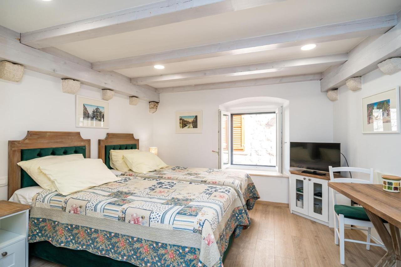 Solis Rooms Old Town ดูบรอฟนิก ภายนอก รูปภาพ