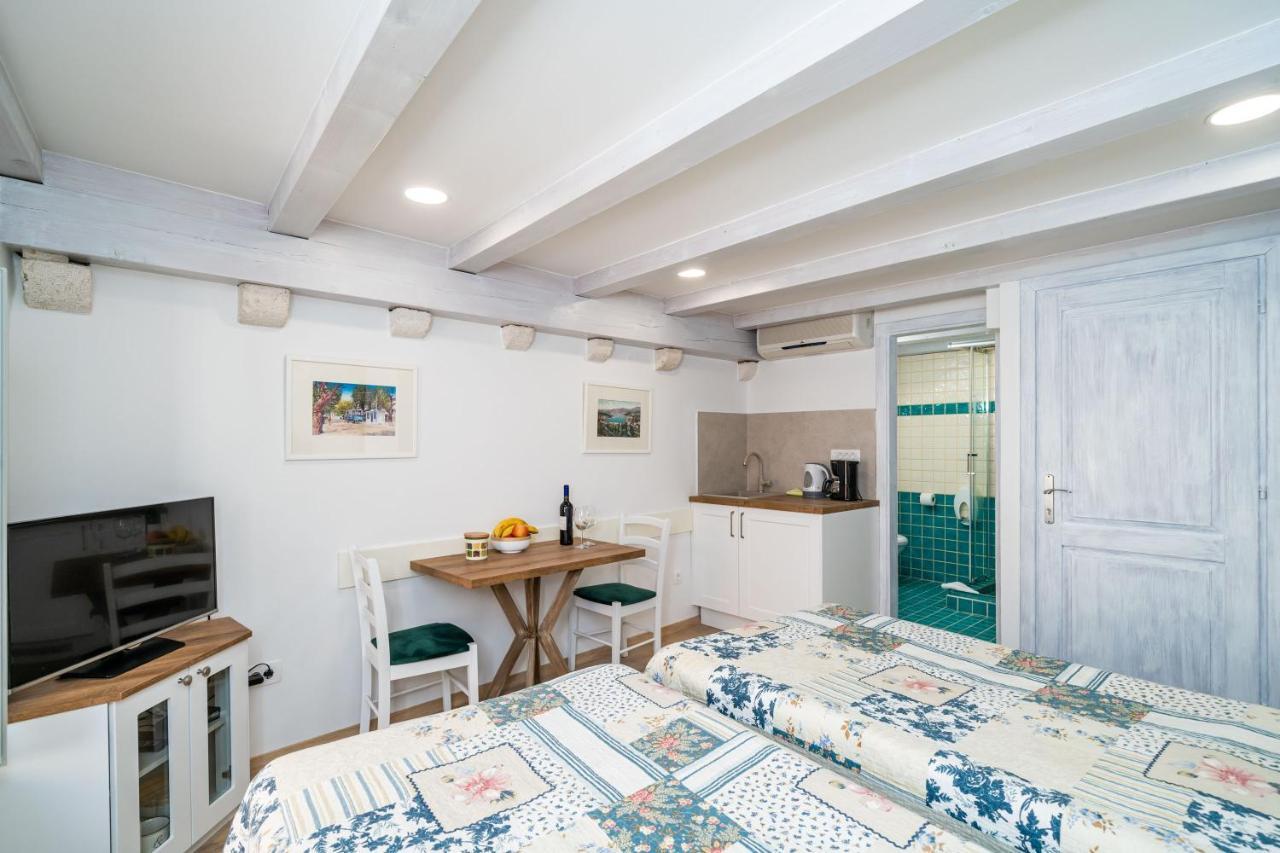 Solis Rooms Old Town ดูบรอฟนิก ภายนอก รูปภาพ