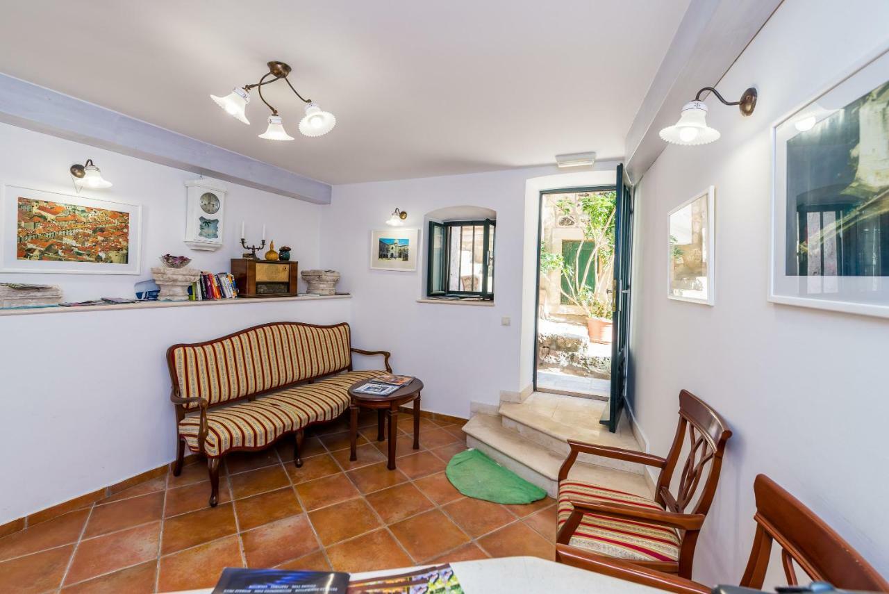 Solis Rooms Old Town ดูบรอฟนิก ภายนอก รูปภาพ